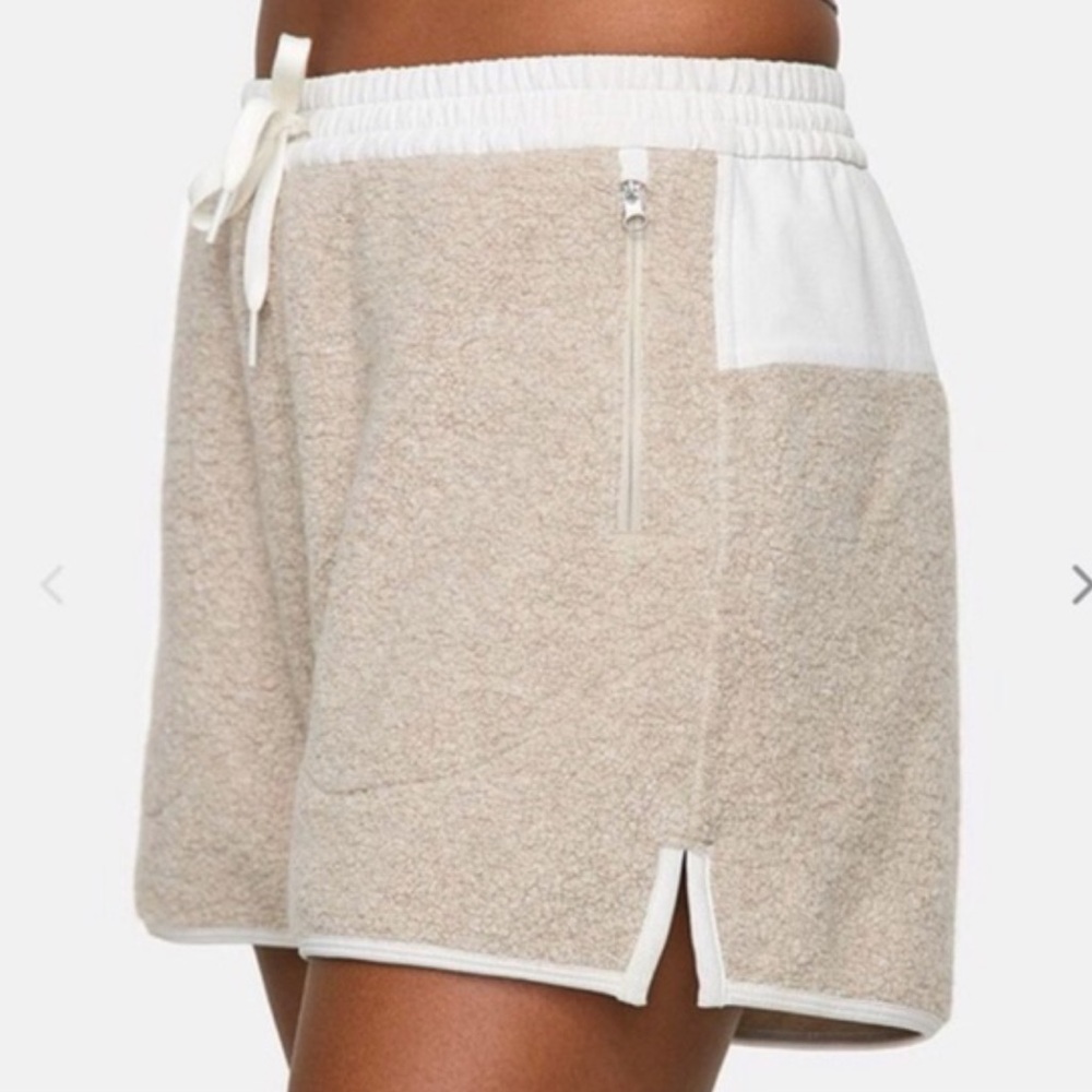 Outdoor Voices MegaFleece Shorts in Oatmeal Size Medium